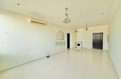 Apartment - 2 Bedrooms - 2 Bathrooms for rent in Galali - Muharraq Governorate