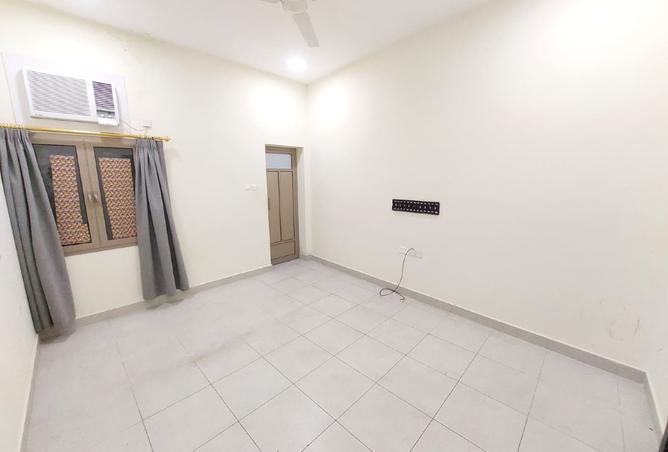 56008048 - Property Image 2