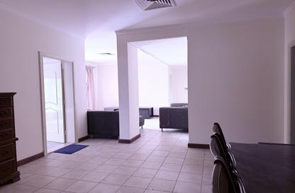 Apartment - 2 Bedrooms - 2 Bathrooms for rent in Mahooz - Manama - Capital Governorate
