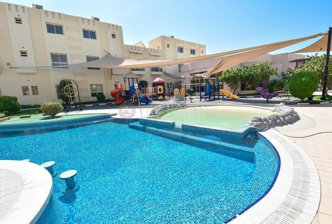 52676102 - Property Image 2