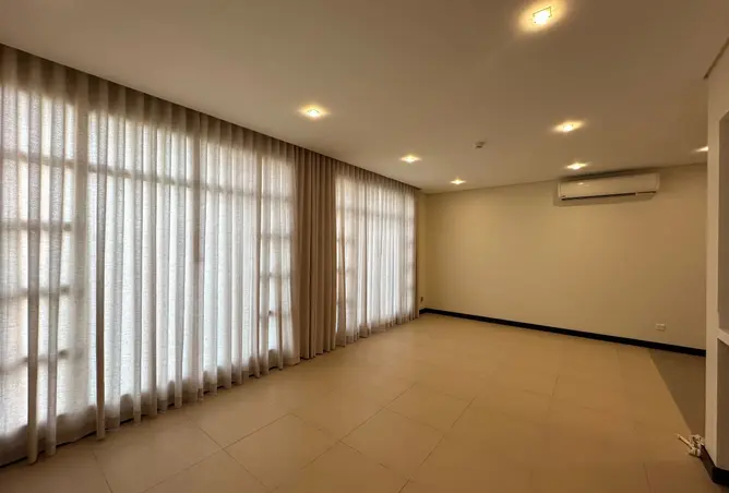 57521105 - Property Image 2