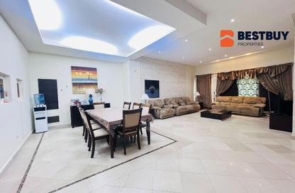 Apartment - 2 - 2 for rent in Al Juffair - Capital Governorate