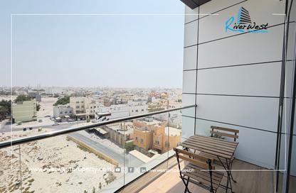 Apartment - 1 Bedroom - 2 Bathrooms for rent in Sanabis - Manama - Capital Governorate