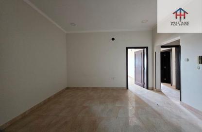Apartment - 2 Bedrooms - 2 Bathrooms for rent in Busaiteen - Muharraq Governorate