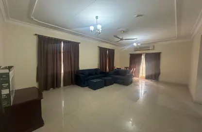 Apartment - 3 Bedrooms - 2 Bathrooms for rent in Al Juffair - Capital Governorate