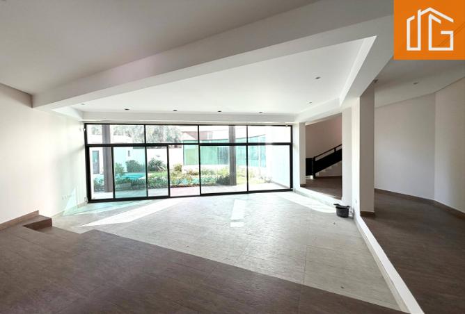 51798427 - Property Image 2