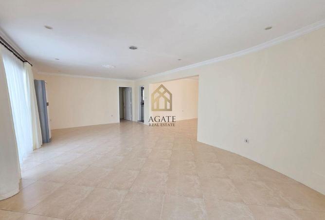 994234 - Property Image 3