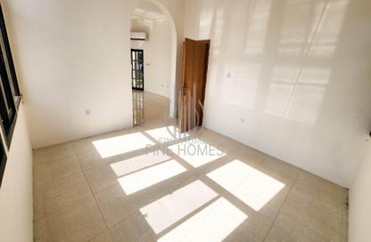 Villa - 3 Bedrooms - 3 Bathrooms for rent in Nabih Saleh - Capital Governorate