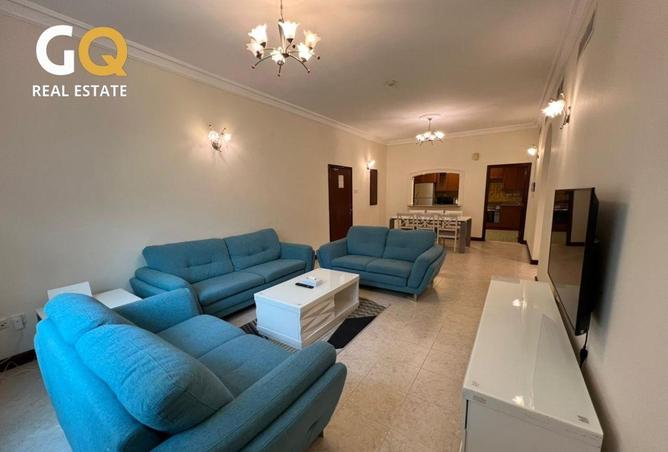 982742 - Property Main Image