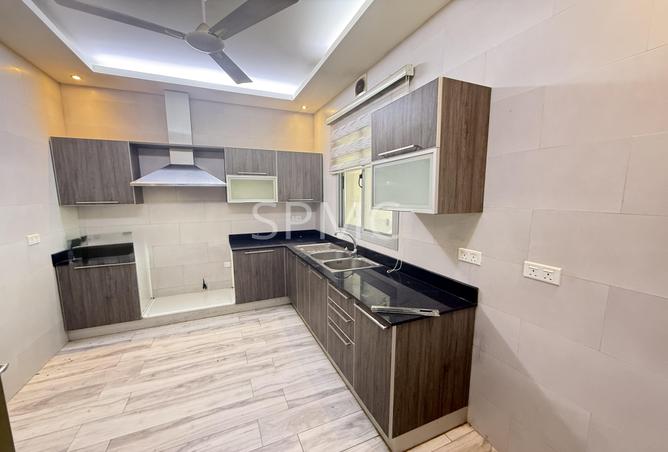 52328890 - Property Image 2