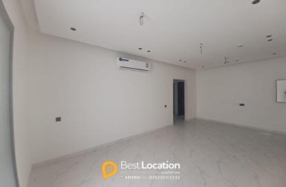 Apartment - 5 Bedrooms - 4 Bathrooms for sale in Al Bahair - Riffa - Southern Governorate