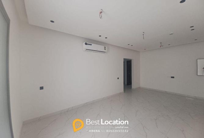 53033979 - صورة العقار 2