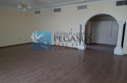 Apartment - 4 - 4 for rent in Exhibition Road - Hoora - Capital Governorate