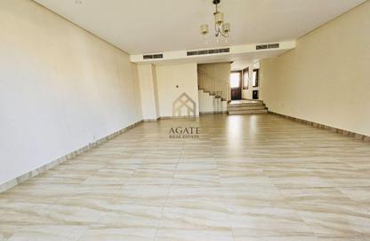 Villa - 3 - 5 for rent in Amwaj Avenue - Amwaj Islands - Muharraq Governorate
