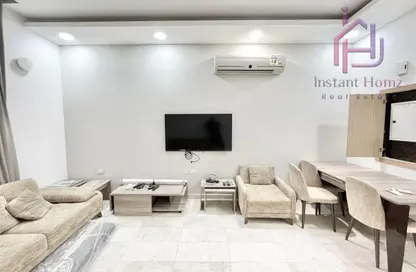 عمارة بالكامل - 8 غرف نوم - 8 حمامات للبيع في توبلي - المحافظة الوسطى