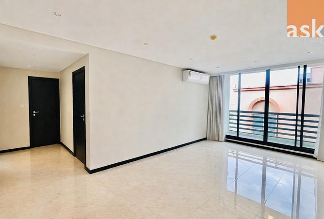 52117201 - Property Image 2