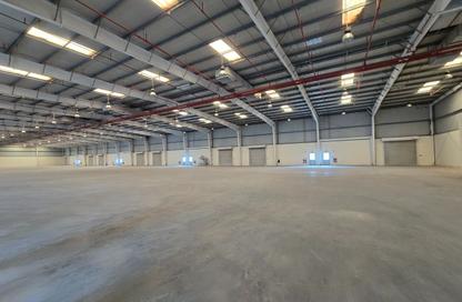 Warehouse - Studio - 1 Bathroom for rent in Hidd - Muharraq Governorate