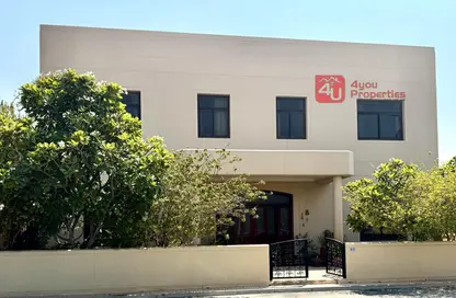 Villa - 5 Bedrooms - 4 Bathrooms for rent in Saar - Northern Governorate