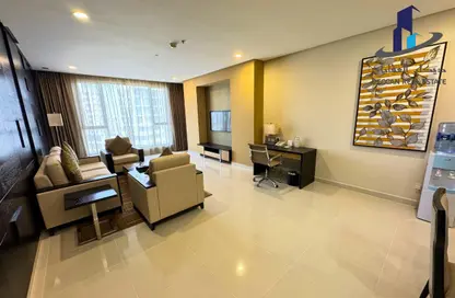 Apartment - 2 Bedrooms - 3 Bathrooms for rent in Al Juffair - Capital Governorate