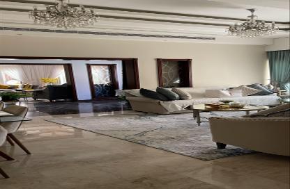 Villa - 5 - 7 for sale in Sanad - Central Governorate