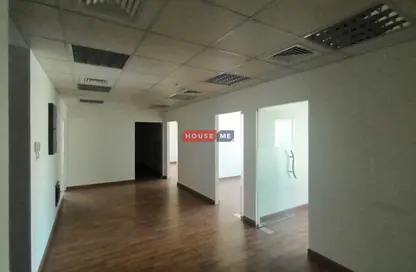 Office Space - 5 Bedrooms - 2 Bathrooms for rent in Seef - Capital Governorate