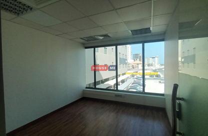 Office Space - 5 Bedrooms - 2 Bathrooms for rent in Seef - Capital Governorate