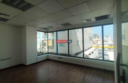 Office Space - 5 Bedrooms - 2 Bathrooms for rent in Seef - Capital Governorate