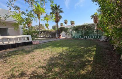 Villa - 4 Bedrooms - 3 Bathrooms for rent in Saar - Northern Governorate