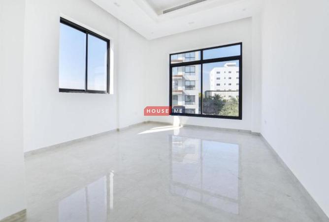 52327860 - صورة العقار 3