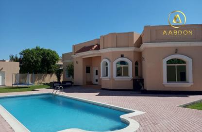 Villa - 4 Bedrooms - 5 Bathrooms for rent in Janabiya - Northern Governorate