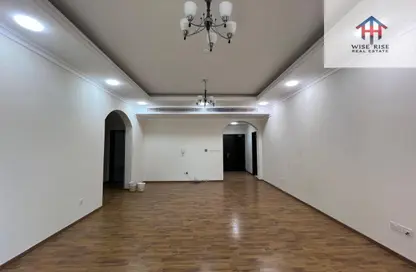 Apartment - 3 Bedrooms - 4 Bathrooms for rent in Seef - Capital Governorate