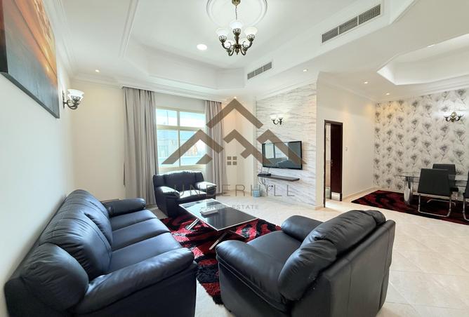 989909 - Property Main Image