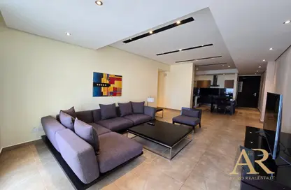 Apartment - 2 Bedrooms - 2 Bathrooms for rent in Sanabis - Manama - Capital Governorate