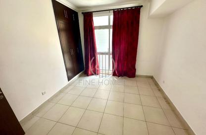 Apartment - 2 Bedrooms - 2 Bathrooms for rent in Sanabis - Manama - Capital Governorate