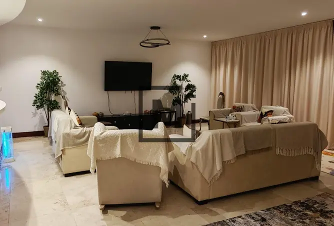 51000349 - Property Image 2