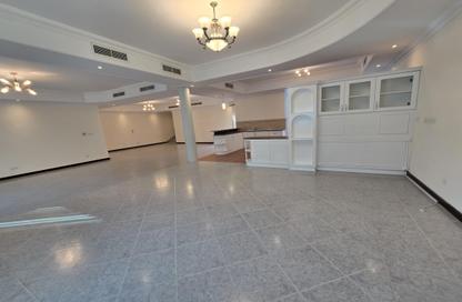 Villa - 4 Bedrooms - 4 Bathrooms for rent in Budaiya - Northern Governorate