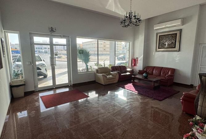 51825296 - صورة العقار 3