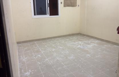 Apartment - 2 Bedrooms - 2 Bathrooms for rent in Hidd - Muharraq Governorate