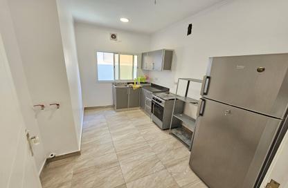 Apartment - 2 Bedrooms - 3 Bathrooms for rent in Shakhura - Northern Governorate Apartment - 2 Bedrooms - 3 Bathrooms for rent in Shakhura - Northern Governorate