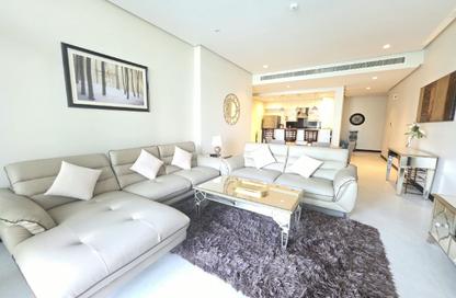 Apartment - 3 Bedrooms - 5 Bathrooms for rent in Reef Island - Capital Governorate