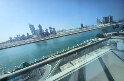 شقة - 3 غرف نوم - 4 حمامات للايجار في جزيرة الريف - محافظة العاصمة