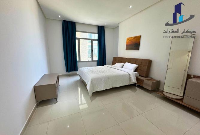 996219 - Property Image 2