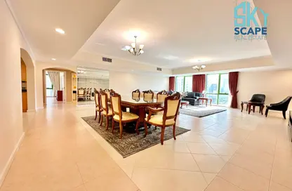 Apartment - 3 Bedrooms - 3 Bathrooms for rent in Sanabis - Manama - Capital Governorate