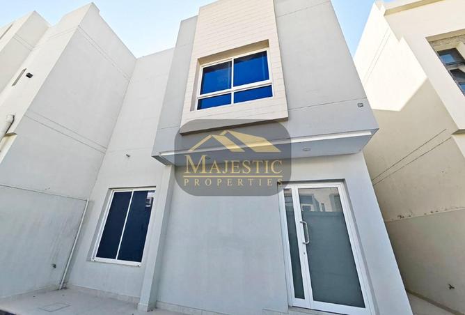 51442367 - Property Image 2