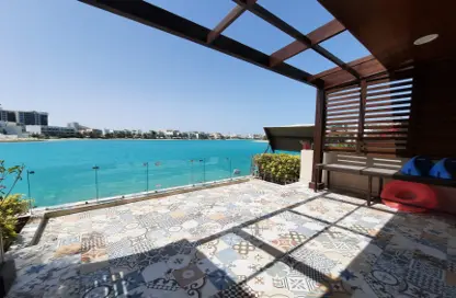 Villa - 3 Bedrooms - 4 Bathrooms for rent in Najma - Amwaj Islands - Muharraq Governorate