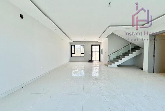 993497 - Property Image 2