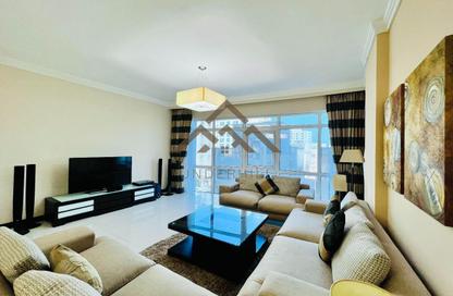 Apartment - 3 Bedrooms - 3 Bathrooms for rent in Al Juffair - Capital Governorate