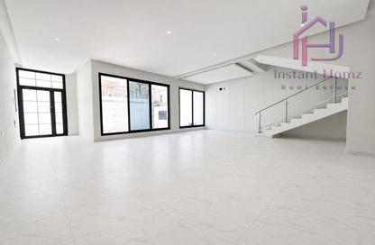 Villa - 4 Bedrooms - 5 Bathrooms for sale in Busaiteen - Muharraq Governorate