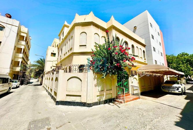 1000114 - Property Image 2