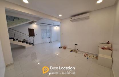 Villa - 4 Bedrooms - 5 Bathrooms for rent in Saar - Northern Governorate